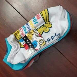 🎉2/$25🎉 NWT Friends women's socks